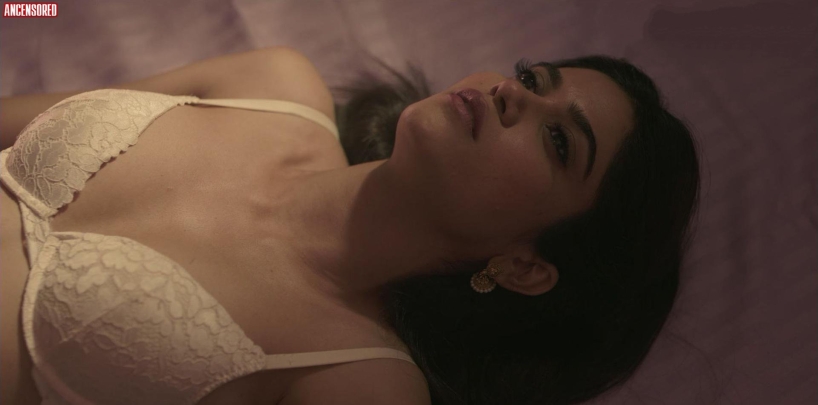 Aditi Sudhir Pohankar no panties