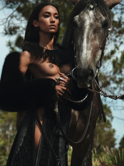 Anais Mali in lingerie