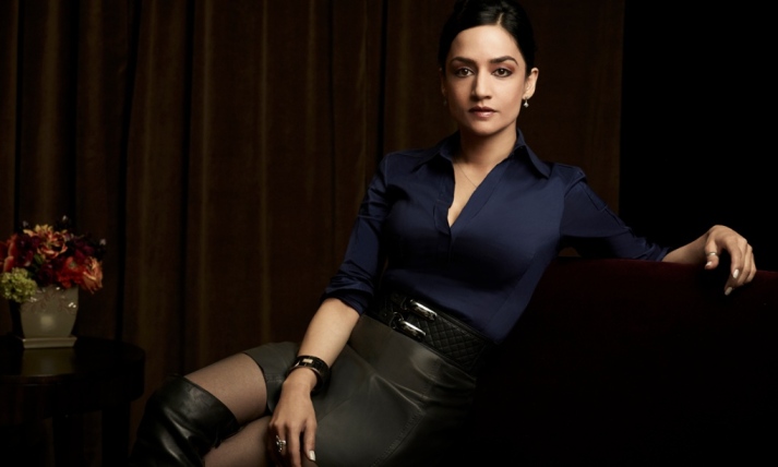 Archie Panjabi legs