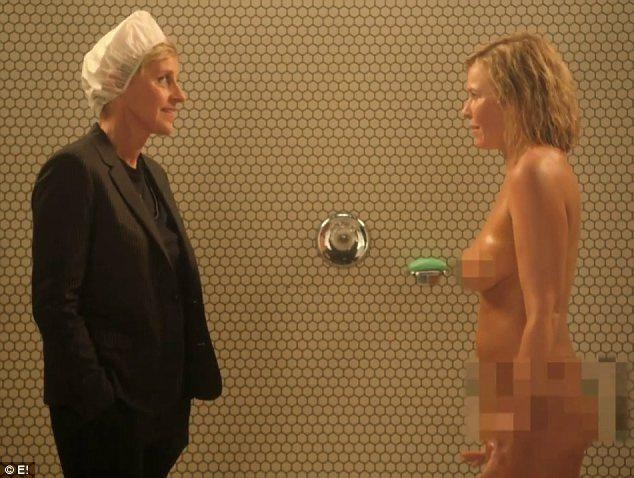 Chelsea Handler no underwear