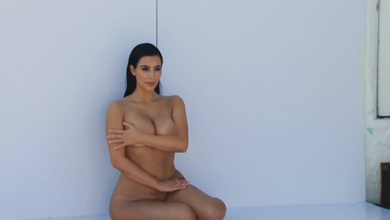 Kim Kardashian West exposed ass