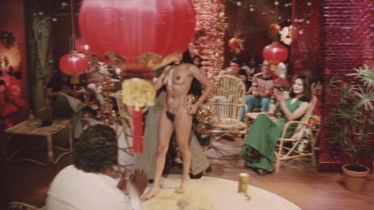 Martina Domingo in lingerie